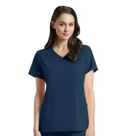 785 - Fit V-Neck Top