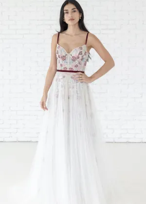 Everheart by Willowby (Size 10)